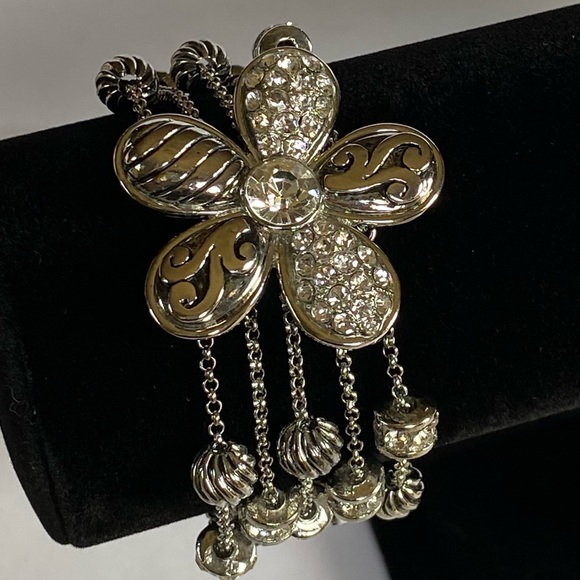 Vintage 4 Strand Large Silver & Crystal Magnetic Bracelet - Picture 9 of 12